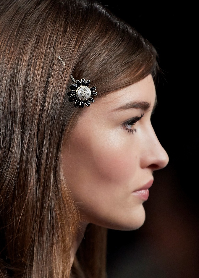 ترغبين بالحصول على أنف متناسق مع وجهك بدون جراحة؟ إليك الحلول