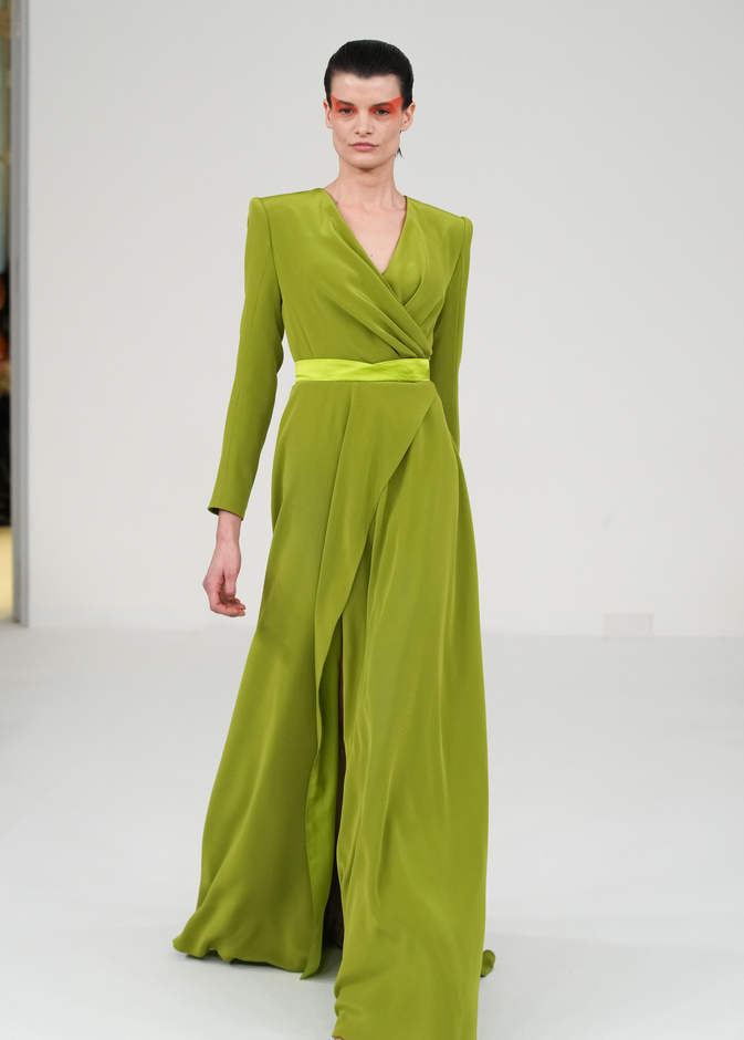 عرض أزياء Alexis Mabille لموسم ربيع وصيف 2023