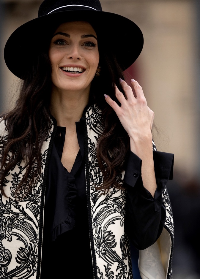 إطلالات ستريت ستايل خارجة عن المألوف في أسبوع الموضة في باريس..تابعيها بالصور