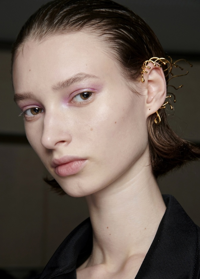 طريقة التخلص من جفاف وتشقق الشفاه