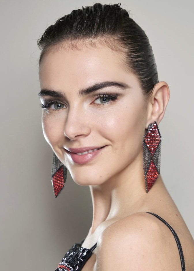 أخصائي الأمراض الجلدية والتجميل الطبيب شريف مكرم يشرح لـ "هي" أبرز العلاجات التجميلية لمقاومة التجاعيد بدون جراحة نهائياً