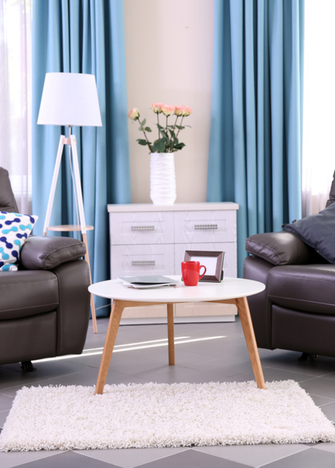 اختاري الدرجات الفاتحة من الأزرق لستائر المنزل