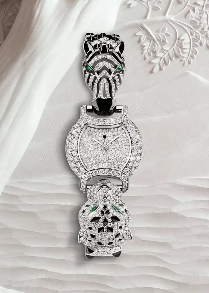 ساعة Indomptables de Cartier من كارتييه Cartier_1