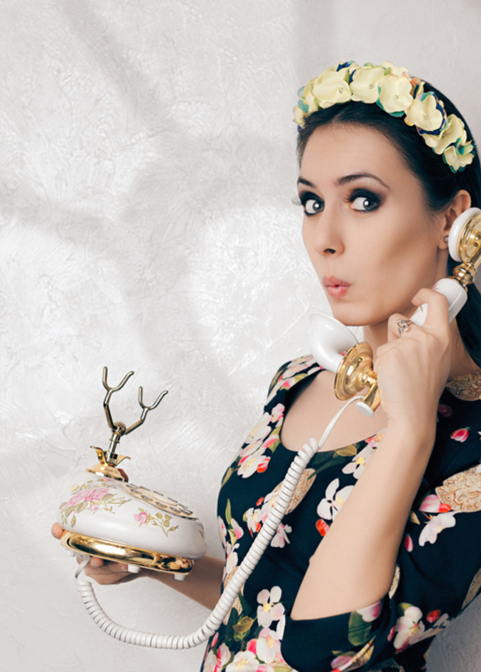 لتطوير ذاتك... تخلصي من الثرثرة وكثرة الكلام بهذه الطرق الفعالة