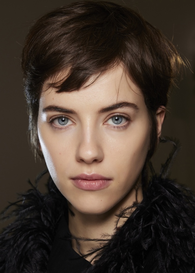 نضارة البشرة تحتاج إلى اتباع الخطوات والنصائح المقدمة بشكل دوري