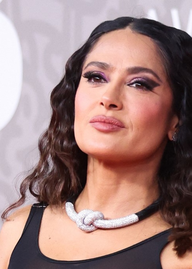 إطلالات مكياج تعكس شخصيتك في عيد الحب اختاري ما يناسبك منه بالخطوات