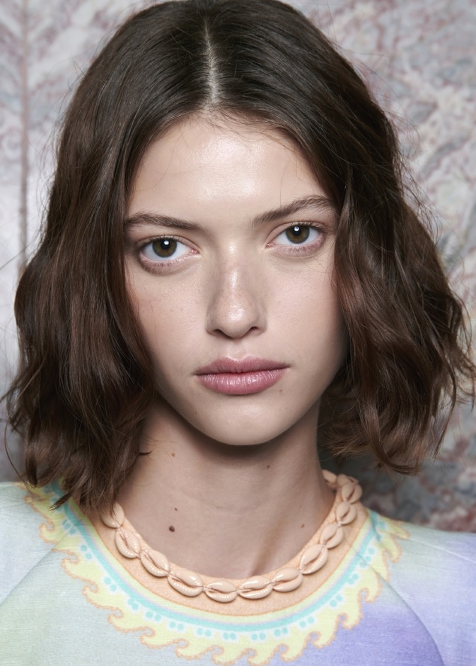 العناية بالبشرة عند المراهقات