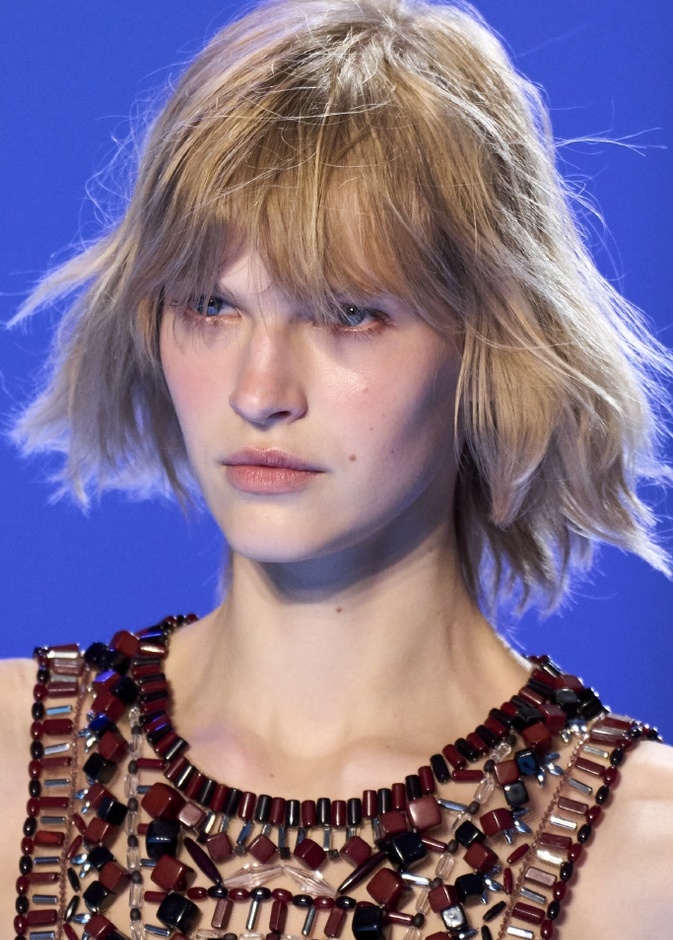 الغرة من الصيحات الاساسية في عام 2023