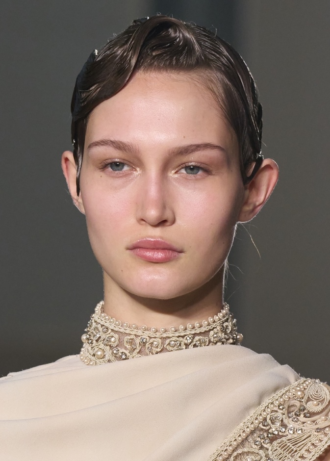 طريقة معالجة حب الشباب تحقق لك بشرة صافية