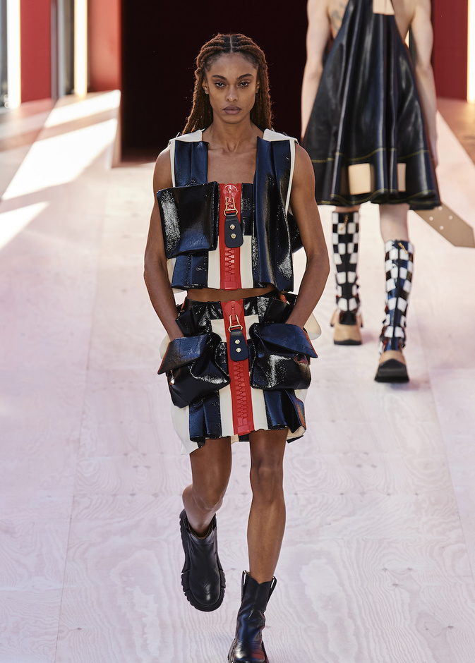 موضة الجيوب على الملابس للزينة أم لوظائف عملية؟