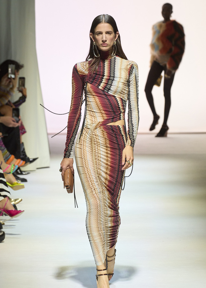 مجموعة ميسوني لخريف 2023 تمازج في الألوان والطبعات 