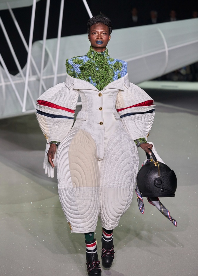 مجموعة Thom Browne تترجم رواية "الأمير الصغير" إلى عرض أزياء مبهر