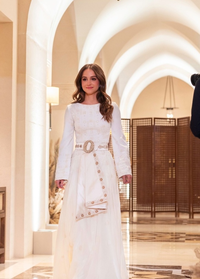 الأميرة إيمان في ليلة الحنّة