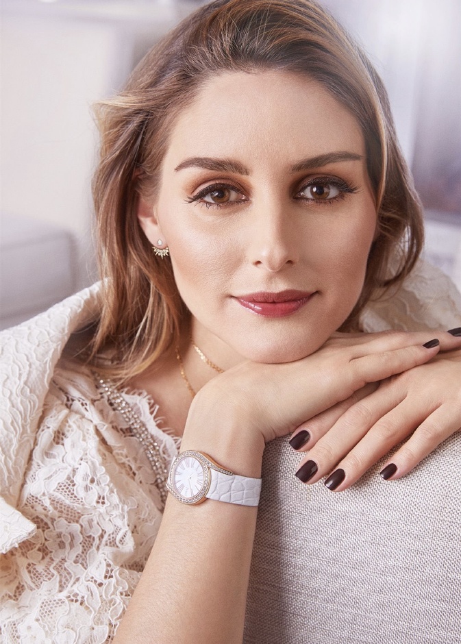 ساعات نسائية بألوان الميناء البيضاء لربيع 2023