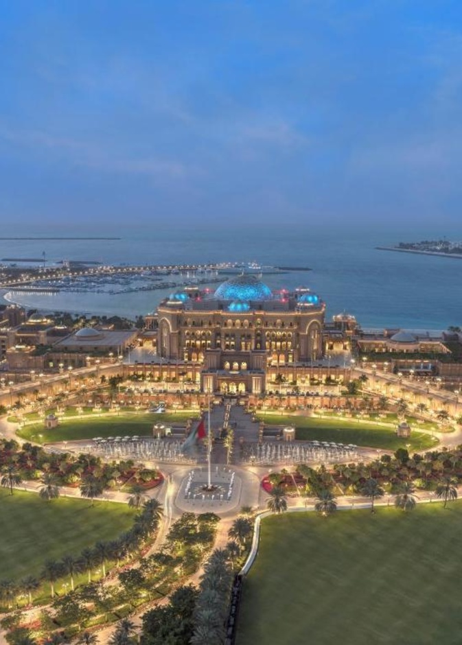 صورة بانورامية رائعة لفندق ماندارين أورينتال أبوظبي