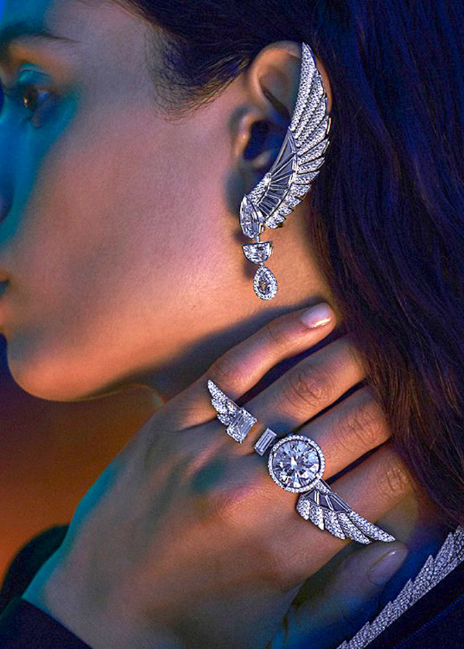 مجوهرات فاخرة لعروس شهر مارس المشرقة بالأناقة