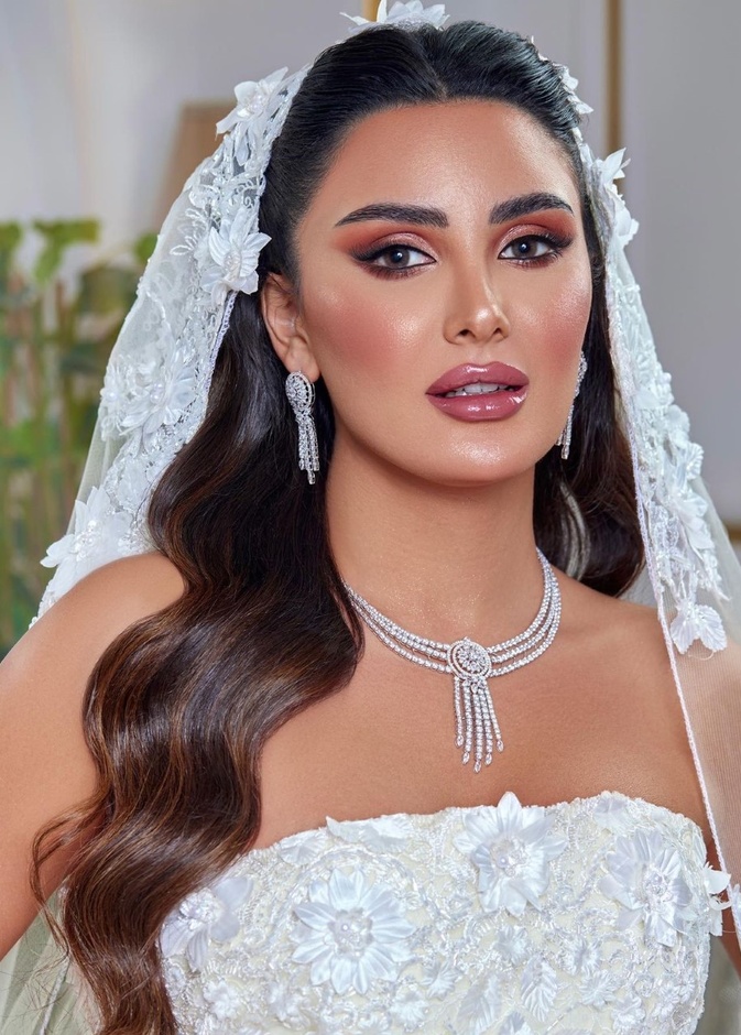 من مكياج العرايس من خبيره التجميل نوير التميمي
