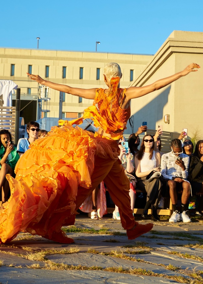 سيكولوجيا الأزياء: هل تؤثر خياراتنا في ثقتنا بنفسنا