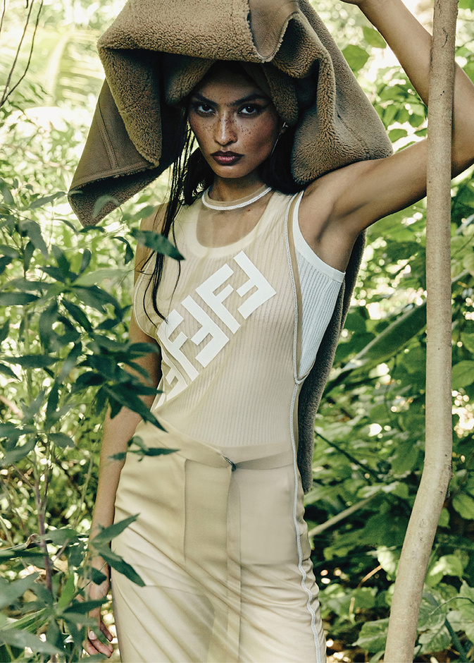 جلسة تصويرية خاصة بدار Fendi تحت عنوان "الثقة بأناقتها" 