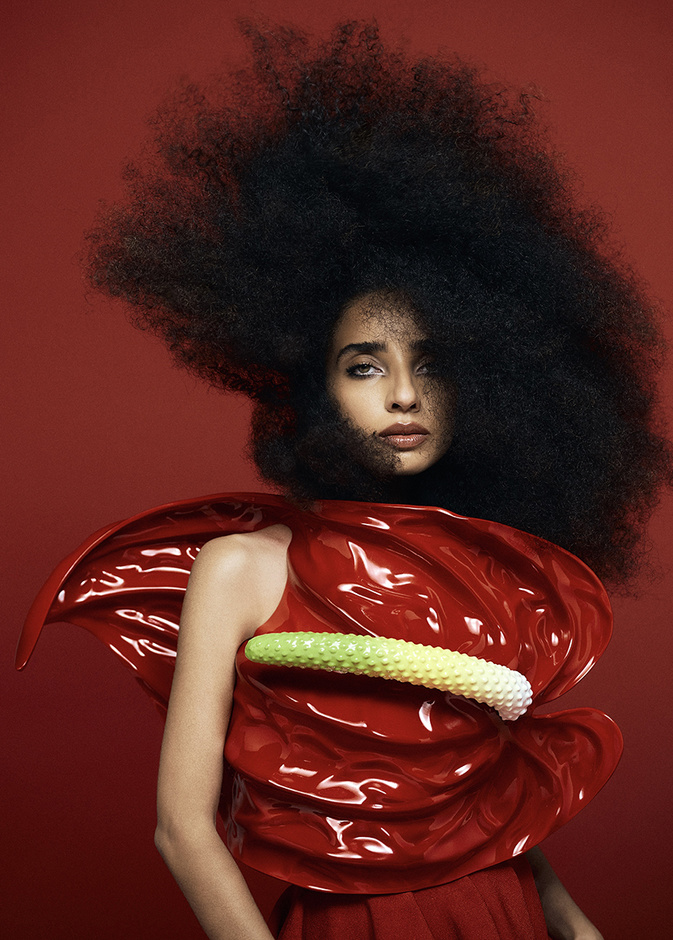 الهام متدفق في جلسة تصويرية تحت عنوان FEMPOWER