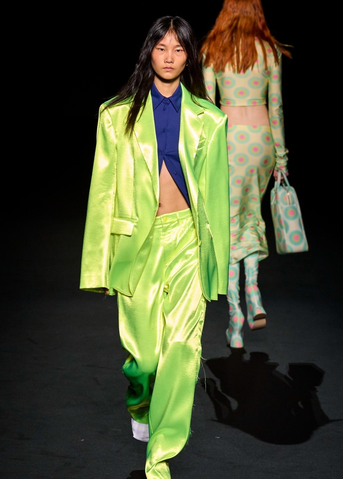 لون الصيف يتمثل في الدرجات المنعشة من "أخضر الليم"