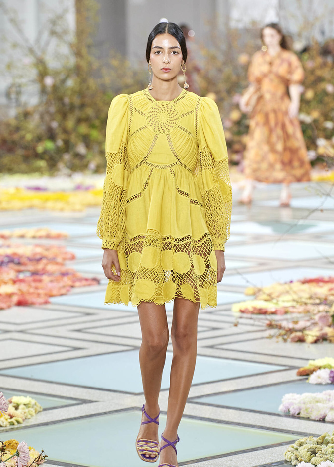 حضّري خزانتك للربيع بتصاميم الكروشيه المشرقة