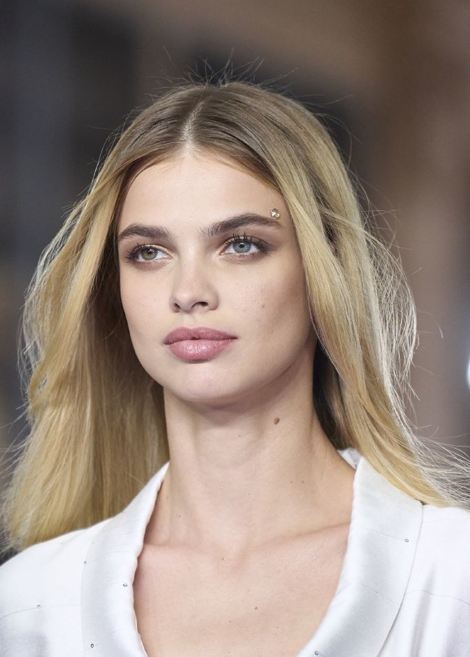 في يوم المرأة العالمي.. اتبعي نصائحنا للحصول على بشرة متألقة في دقائق معدودة