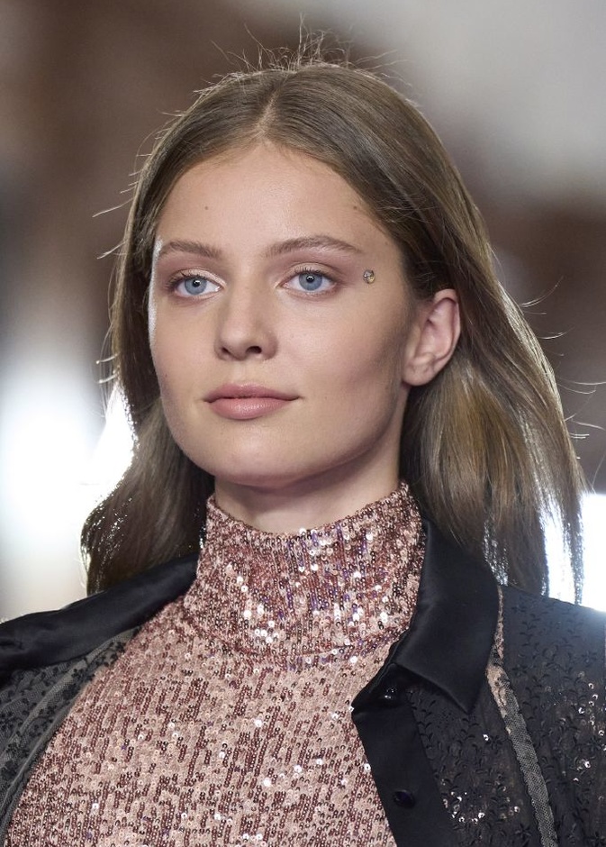 فوائد الريتينول للبشرة وطريقة استخدامه