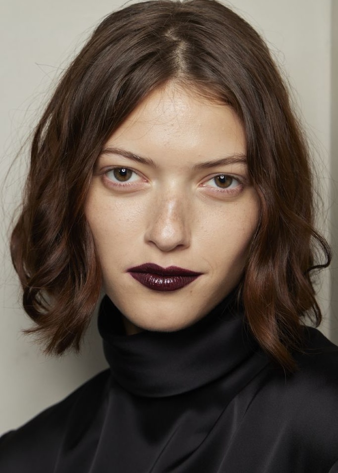  العودة الى الشفاه القوية بتدرجات لا تزول موضتها