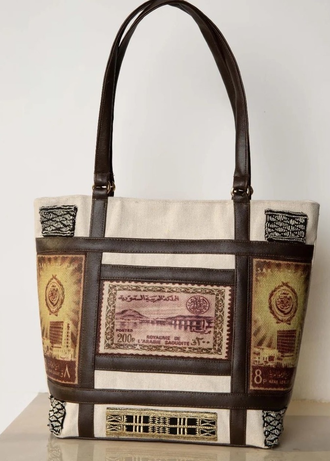 حقيبة الطوابع بالجلد من علامة سليسلة