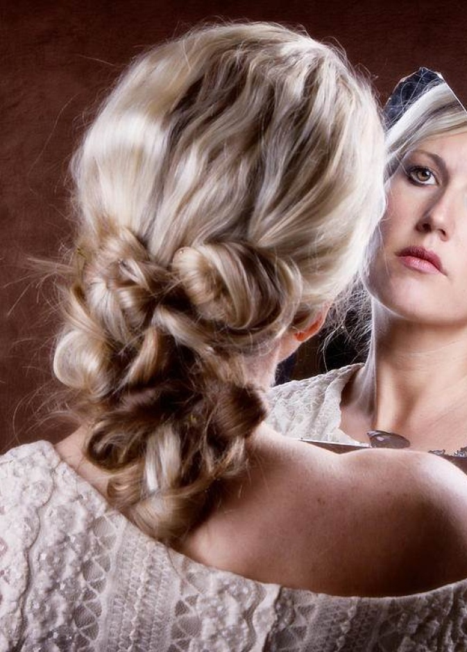 علامات مهمة تشير إلى حاجتك إلى حب الذات وتقيم نفسك