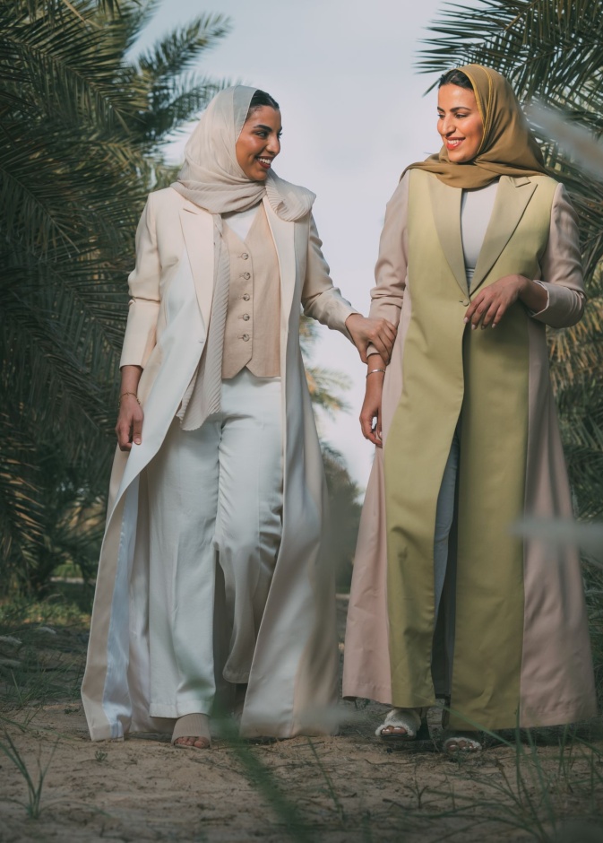 وضحى وهيا النفجان مؤسستي علامة The Capsule لـ "هي": "نهدف بأن نرسخ مفهوم شراء قطع استثمارية ومستدامة"