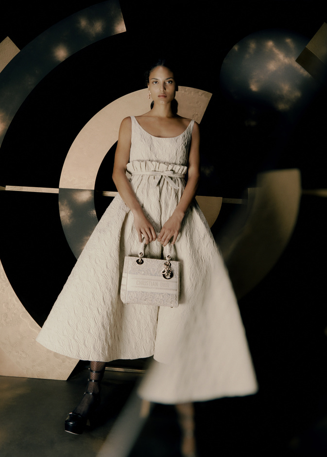 تصاميم أيقونية من مجموعة Dior Or