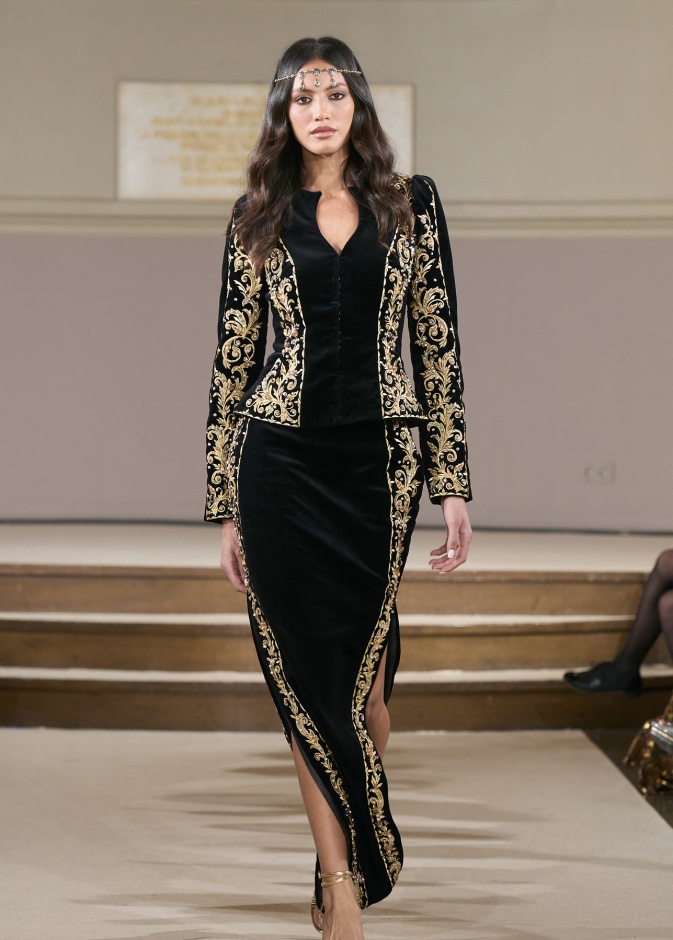 التطريز الذهبي صيحة تسيطر على تصاميمك الرمضانية الفاخرة