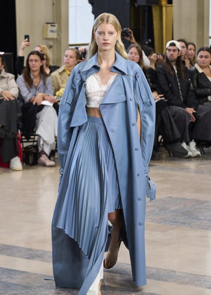 تنانير بقصات عصرية مع البليسيه والكشكش 