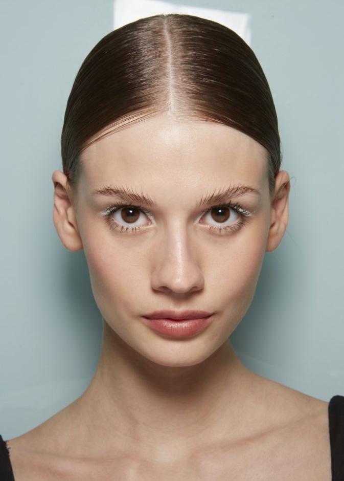 هل تعانين من انسداد مسام البشرة؟ .. إليك الأسباب والحلول الفعالة