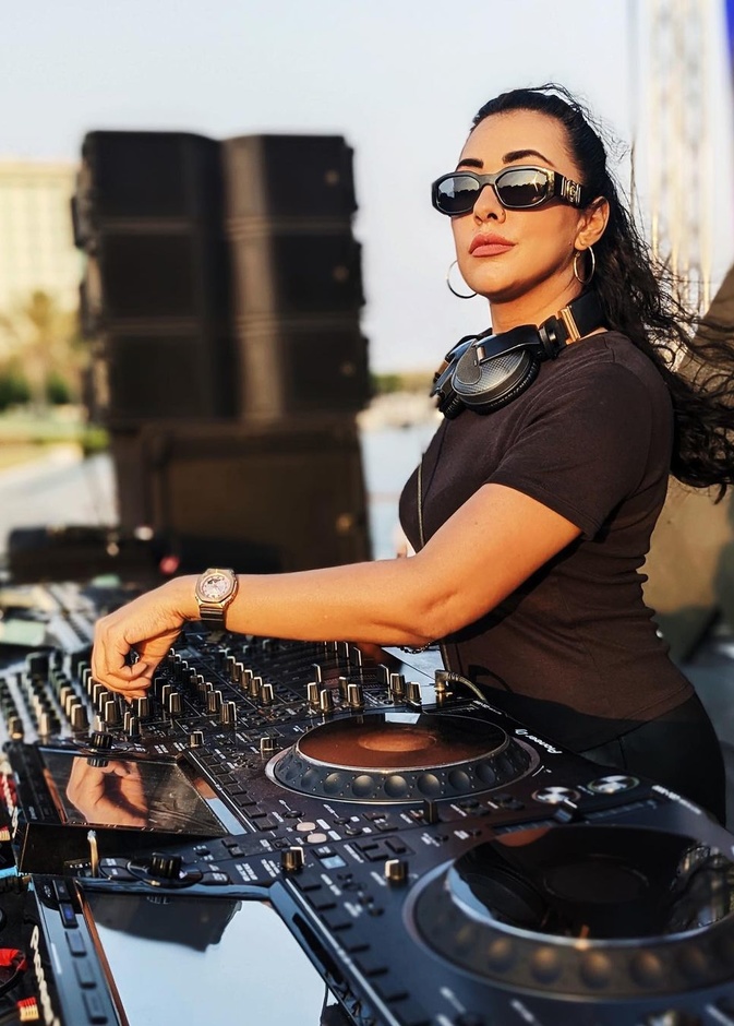 دي جي وراب .. 5 موسيقيات سعوديات حققن شهرة متميزة في مجالات الفنون الموسيقية