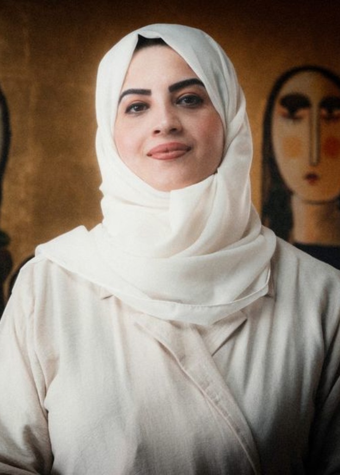 أبرز أعمال الفنانين والفنانات السعوديين في معرض "10 على 10" في أحلام جاليري