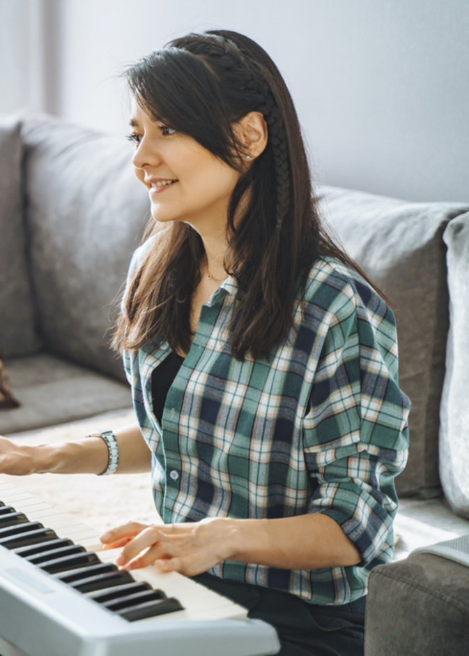كم من الوقت تحتاجين لتعلم البيانو؟