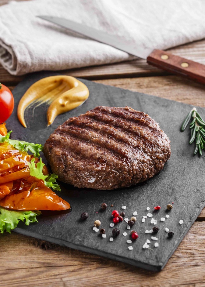  للحصول على شوي آمن وصحي يجب عليك اختيار نوعية اللحم الجيدة وتتبيلها جيدا  