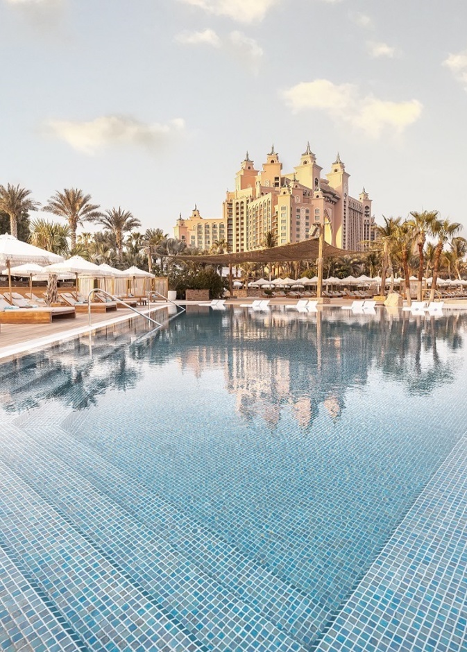 وجبات برانش ممتعة في دبي عليك تجربتها منها برانش White Beach