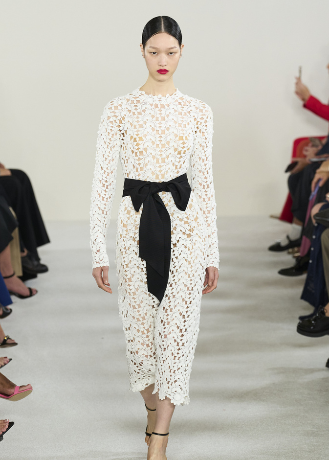 فساتين الكروشيه تسيطر على إطلالات صيف 2023