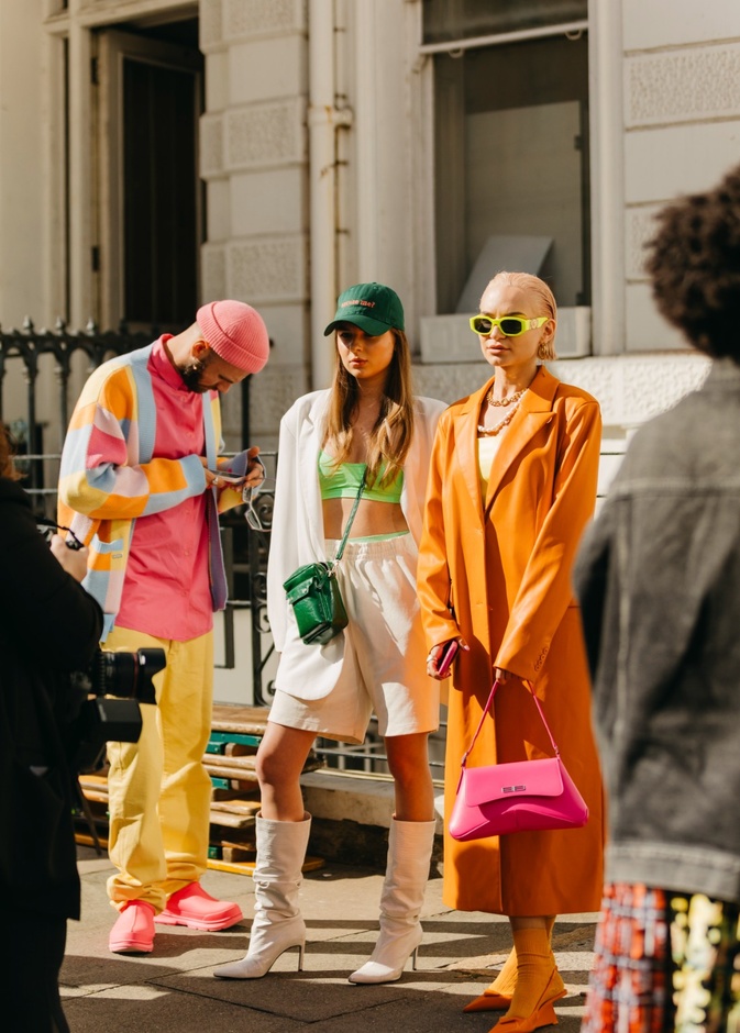 6 محطات أساسية أثّرت فيها الموسيقى على صيحات الموضة