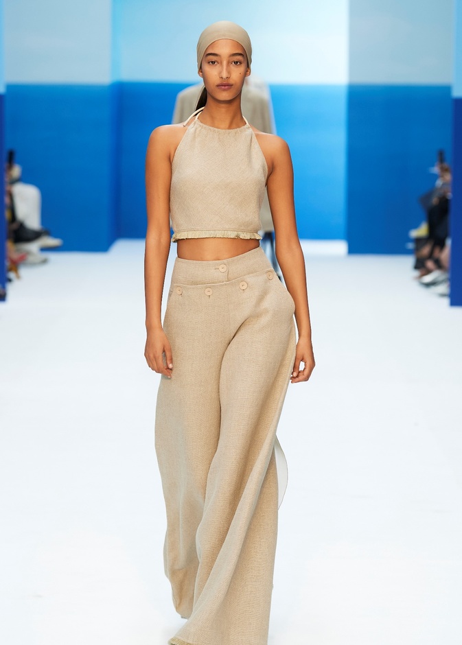 بناطيل الـPalazzo Pants الأكثر راحة... نسّقيها بهذه الطرق