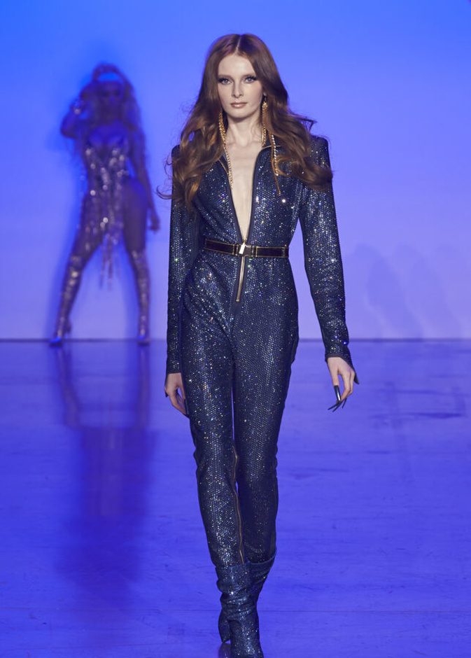 جمبسوت لافت من the blonds