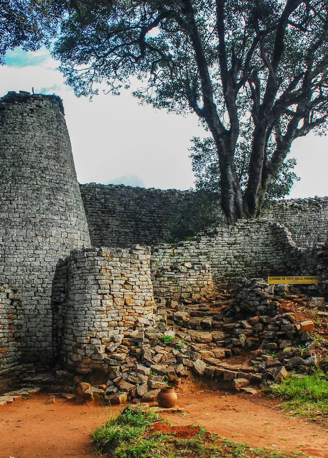 أسوار زيمبابوي العظمى Great Zimbabwe Walls