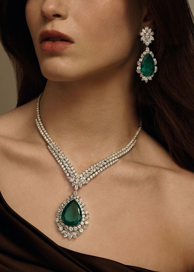 أفخم المجوهرات تتألق في مزاد كريستيز The London Edit