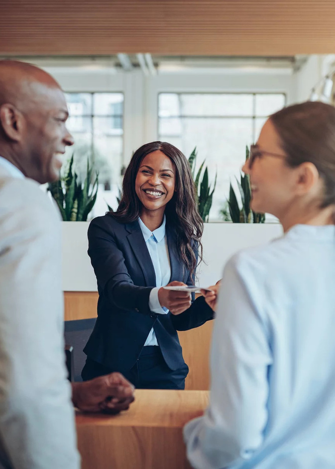 أفضل 10 مهارات شخصية في مجال الضيافة والسياحة