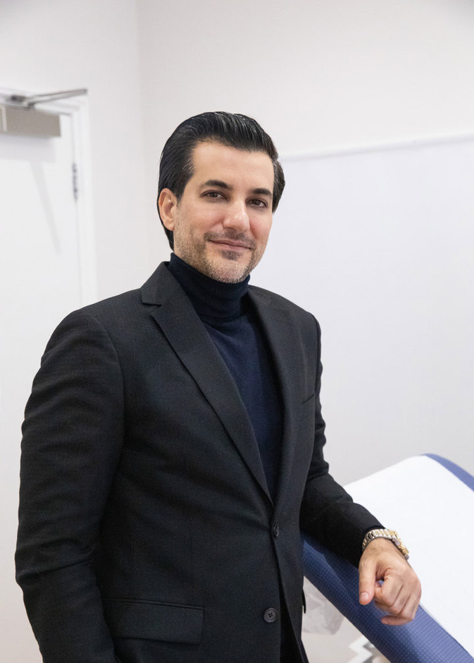 الجراح د. دنيس كانليادا يكشف لـ "هي"  تفاصيل وأسرار الجراحة التجميلية للأنف Rhinoplasty وانعكاسها على الثقة بالنفس
