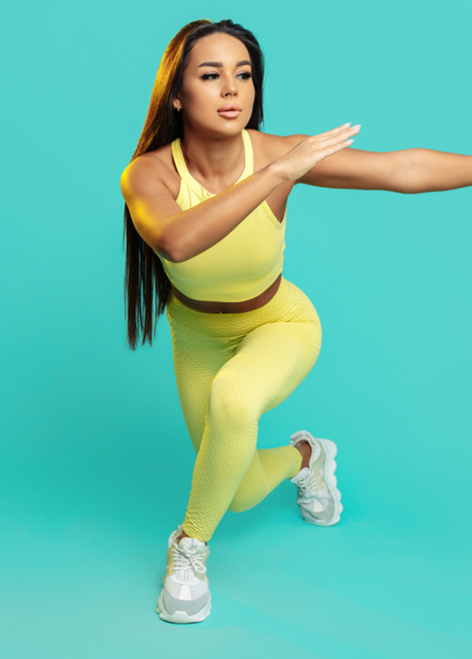 ترغبين في استعادة قوامك الرشيق.. إليك أفضل تمارين لحرق الدهون بدون معدات